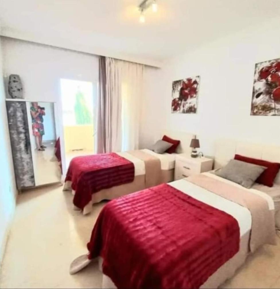Bedroom, With A Share Bathroom In A Bed And Breakfast Place Málaga Exteriör bild