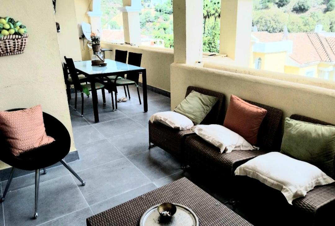 Bedroom, With A Share Bathroom In A Bed And Breakfast Place Málaga Exteriör bild